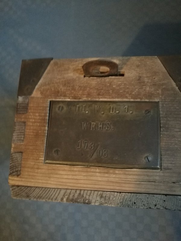 Imperial Kriegsmarine original locker box ww1