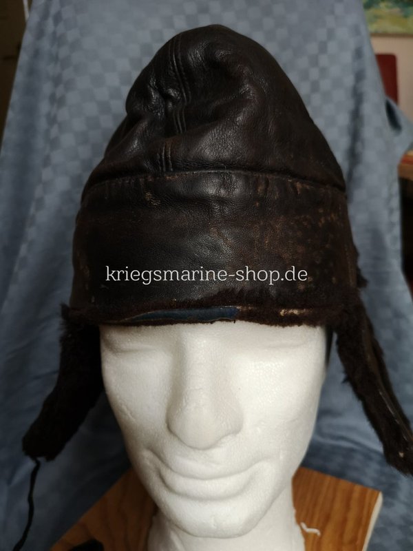 Original Kriegsmarine winter cap ww2