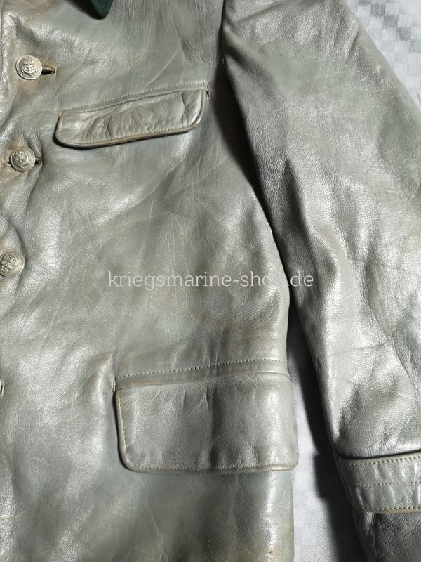Kriegsmarine U-boat leather jacket ww2