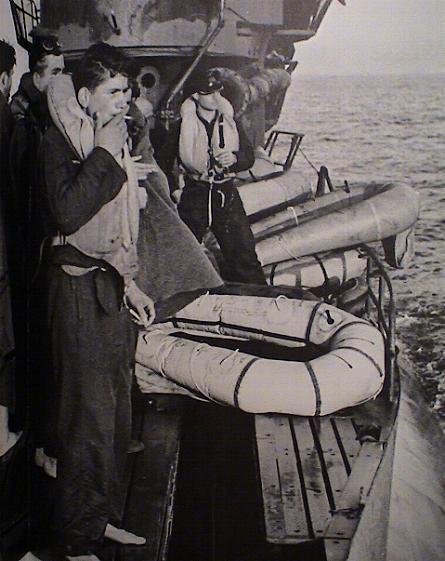 Kriegsmarine U-boat one man life raft ww2