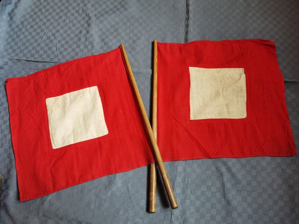 Kriegsmarine Winkflaggen mit Köcher mit 2wk