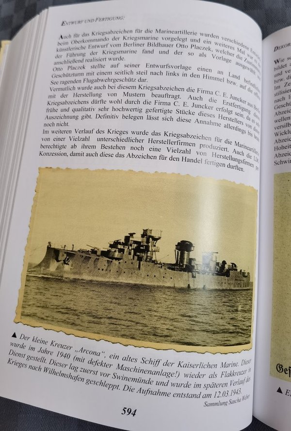Buch Kriegsabzeichen der Kriegsmarine