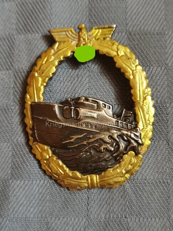 Speedboat War Badge 1st Form
